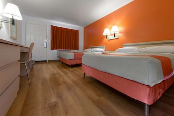 Standard Room, 2 Queen Beds, Non Smoking