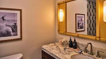 Room, 1 King Bed (Dune House Preview Surf)
