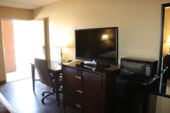 Standard Room, 2 Queen Beds, Smoking, Pet Friendly