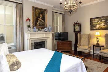 Luxury Main House King - Admiral Turner Room
