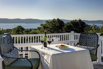 King Mansion Sun Deck, 1 Queen Bed