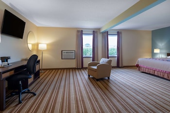 Studio Suite, 1 King Bed, Non Smoking