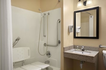 Room, 1 King Bed, Accessible, Non Smoking (Mobility)