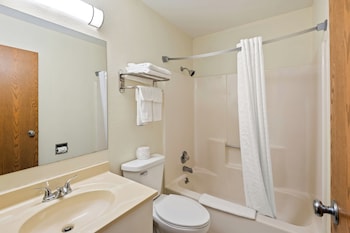 Standard Room, 2 Queen Beds, Non Smoking