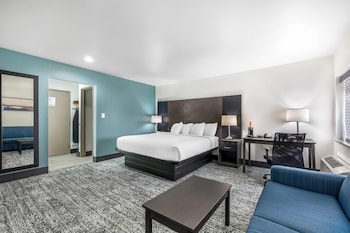 Suite, 1 King Bed, Non Smoking