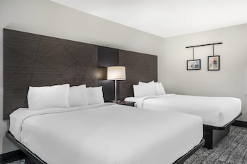 Standard Room, 2 Queen Beds, Non Smoking