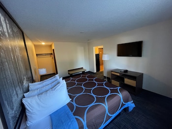 Studio Suite, 1 King Bed, Non Smoking