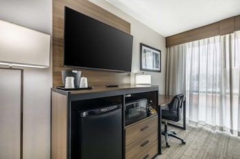 Standard Room, 2 Queen Beds, Non Smoking, Refrigerator & Microwave