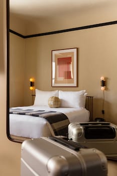Room, 1 Queen Bed, Accessible