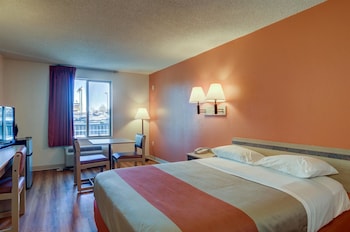 Standard Room, 1 Queen Bed, Non Smoking