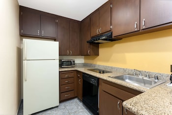 Room, 2 Queen Beds, Accessible, Non Smoking (Mobility/Hearing Impaired)