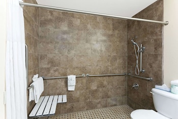 Room, 2 Queen Beds, Accessible, Non Smoking (Mobility/Hearing Impaired)