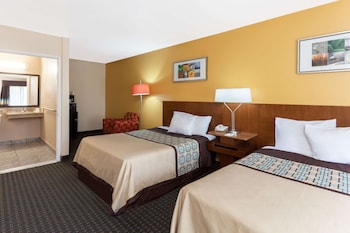 Room, 2 Queen Beds, Accessible, Non Smoking (Mobility/Hearing Impaired)