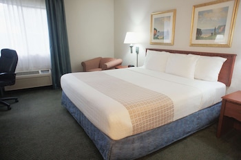 Room, 1 King Bed, Accessible, Bathtub (Mobility, Grab bars)