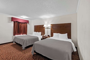 Room, 2 Queen Beds, Non Smoking