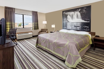 Studio Suite, 1 King Bed, Non Smoking