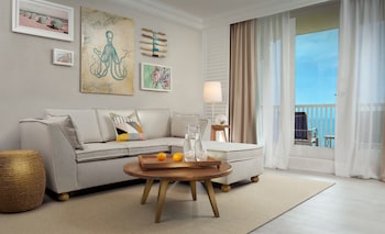 Oceanfront Premier King 11th Floor