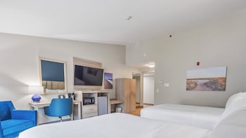 Standard Room, 2 Queen Beds, Non Smoking, Balcony