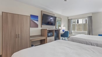 Standard Room, 2 Queen Beds, Non Smoking, Refrigerator & Microwave