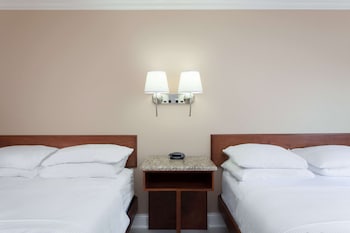 Standard Room, 2 Queen Beds