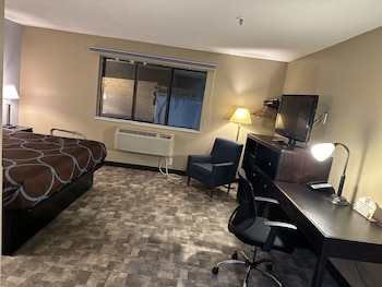 Deluxe Room, 1 King Bed, Non Smoking
