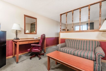 Studio Suite, 1 King Bed, Non Smoking