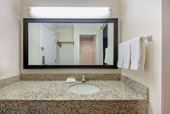 Suite, 1 Bedroom, Non Smoking (1 King Bed)