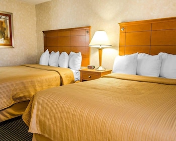 Standard Room, 2 Queen Beds, Non Smoking