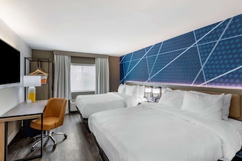 Standard Room, 2 Queen Beds, Non Smoking