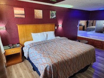 Deluxe Room, Smoking (Jacuzzi)