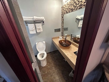 Deluxe Room, Non Smoking (Jacuzzi)