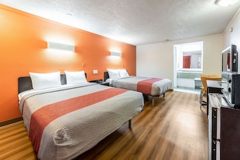 Standard Room, 2 Queen Beds, Non Smoking