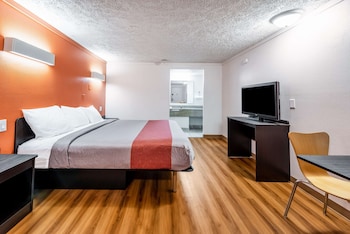 Standard Room, 1 King Bed, Smoking