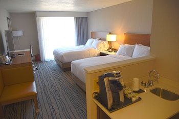 Room, 2 Queen Beds