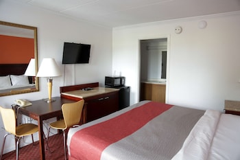Standard Room, 1 Queen Bed, Non Smoking