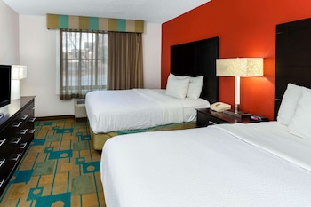 Room, 2 Double Beds, Mobility Accessible, Non Smoking