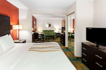 Suite, 1 King Bed, Non Smoking
