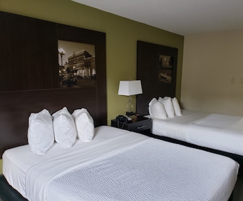 Room, 2 Queen Beds, Accessible, Non Smoking (Mobility)