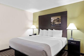 Studio Suite, 1 King Bed, Non Smoking