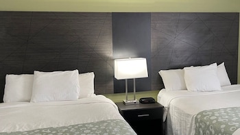 Room, 2 Queen Beds, Non Smoking