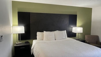 Room, 1 King Bed, Non Smoking
