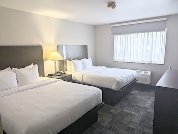 Studio Suite, 2 Queen Beds, Accessible, Bathtub