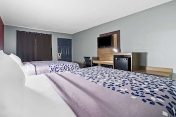 Room, 2 Queen Beds, Accessible, Non Smoking