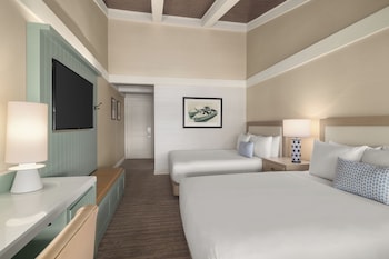 Room, 2 Queen Beds, Accessible, Resort View