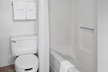 Room, 2 Queen Beds, Non Smoking (No Pets)