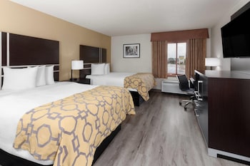 Room, 2 Queen Beds, Non Smoking (No Pets)