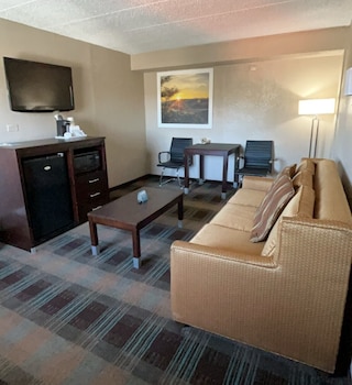 Suite, Multiple Beds