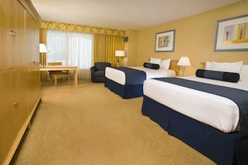 Premier Double Room, 2 Queen Beds (Rendezvous Tower)