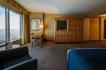 Premier Room, 1 King Bed (Rendezvous Tower)