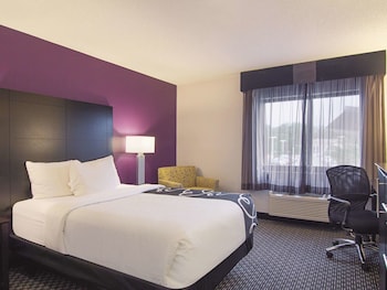 Room, 1 Double Bed, Accessible, Non Smoking (Mobility/Hearing Impaired Accessible)